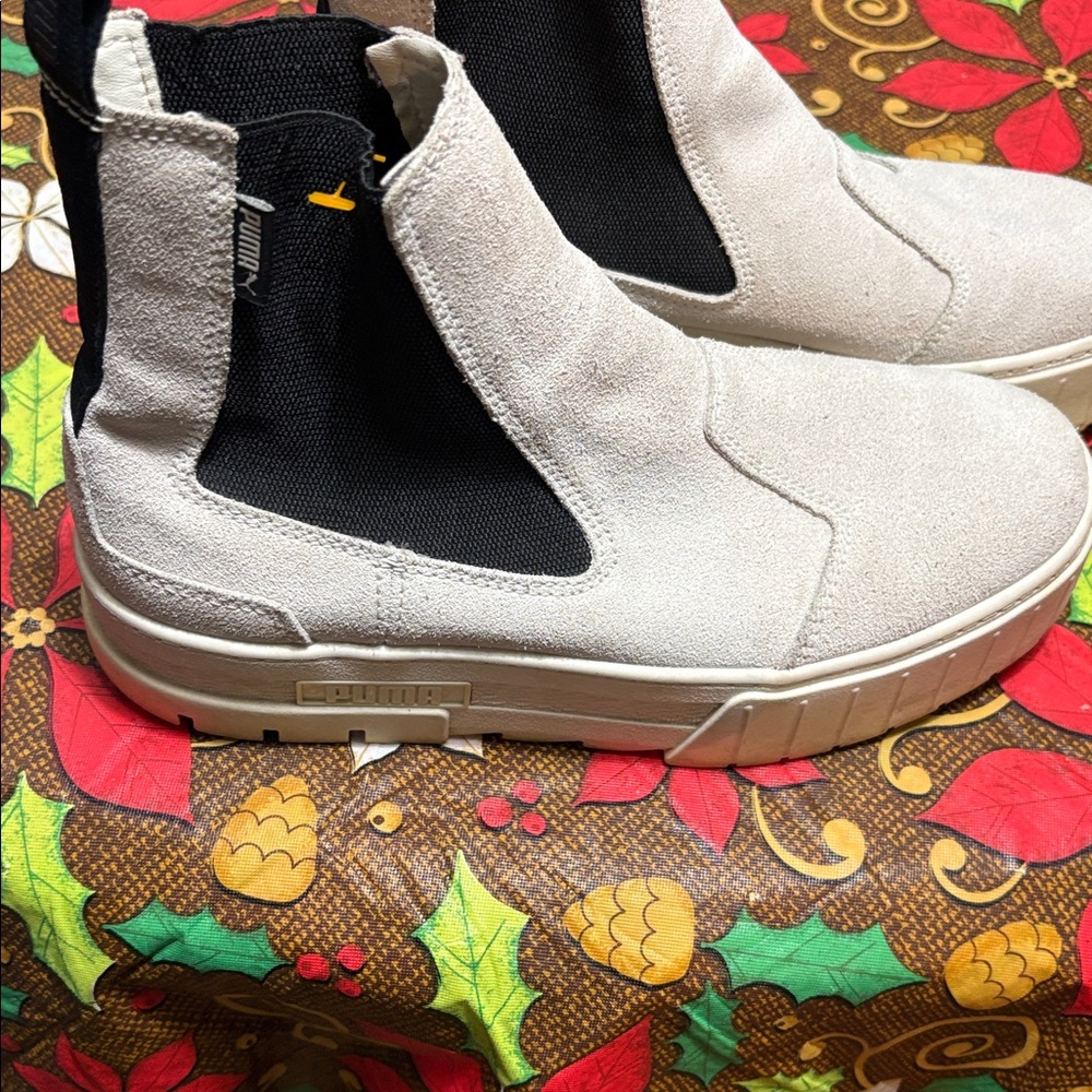 Puma White and Black Casual Shoes